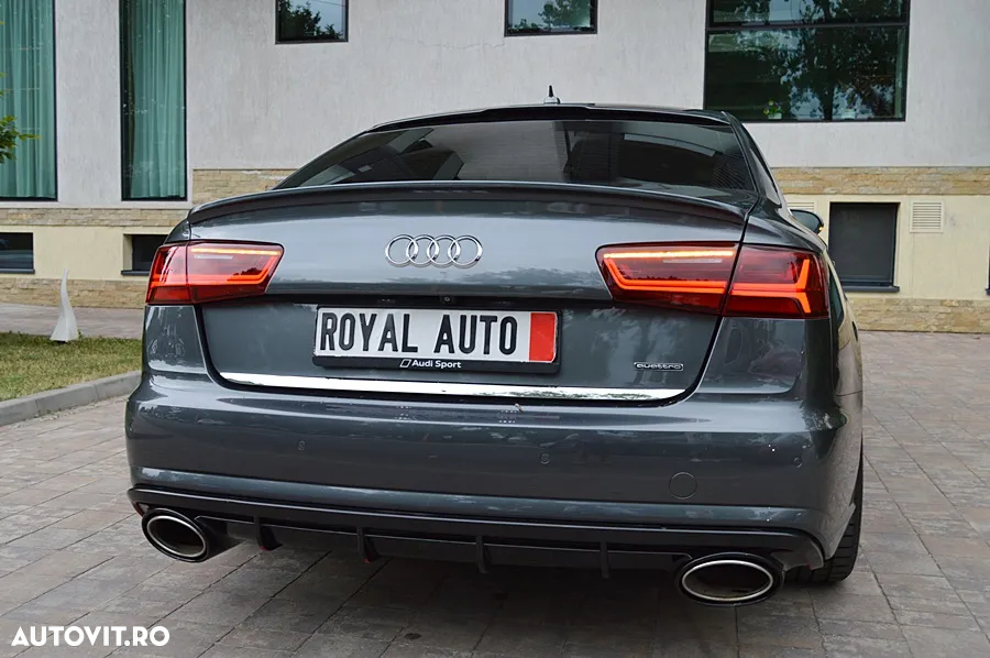 Audi A6 3.0 TDI quattro S tronic - 17