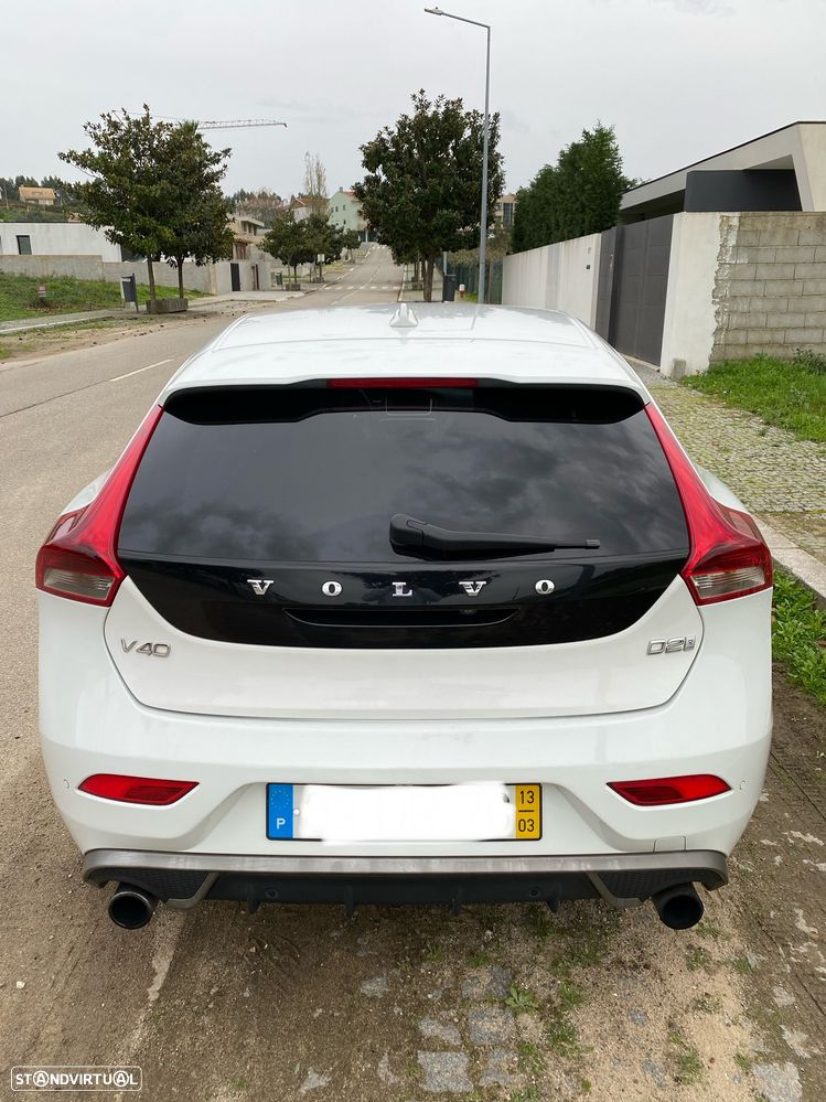 Volvo V40 1.6 D2 R-Design - 8