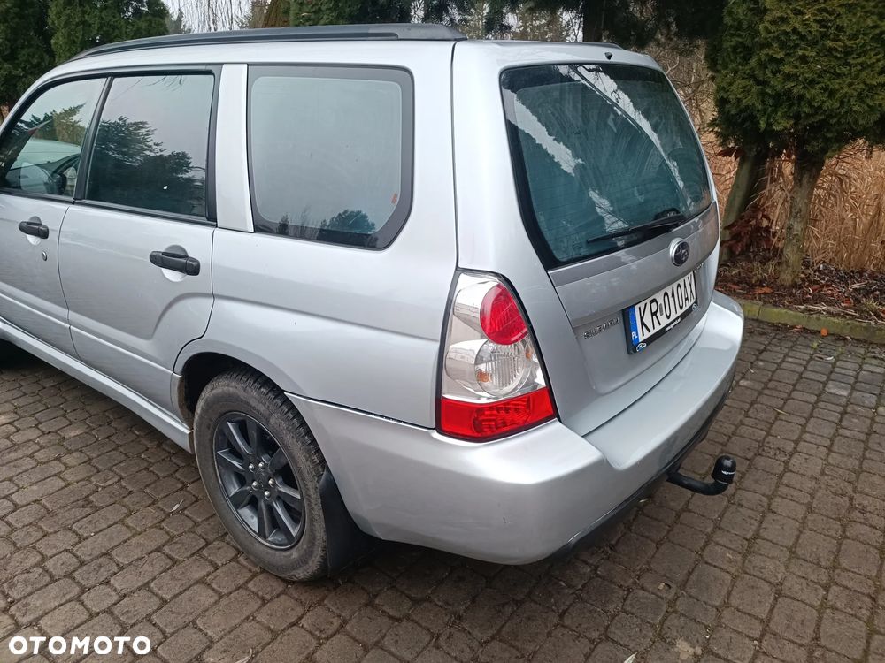 Subaru Forester 2.0 X - 9