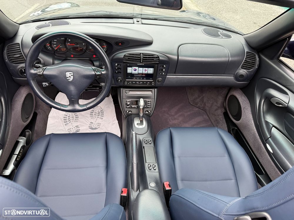 Porsche 911 Série F - 13