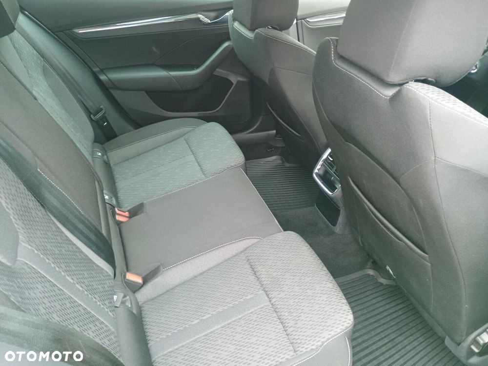Skoda Octavia 2.0 TDI Style DSG - 14