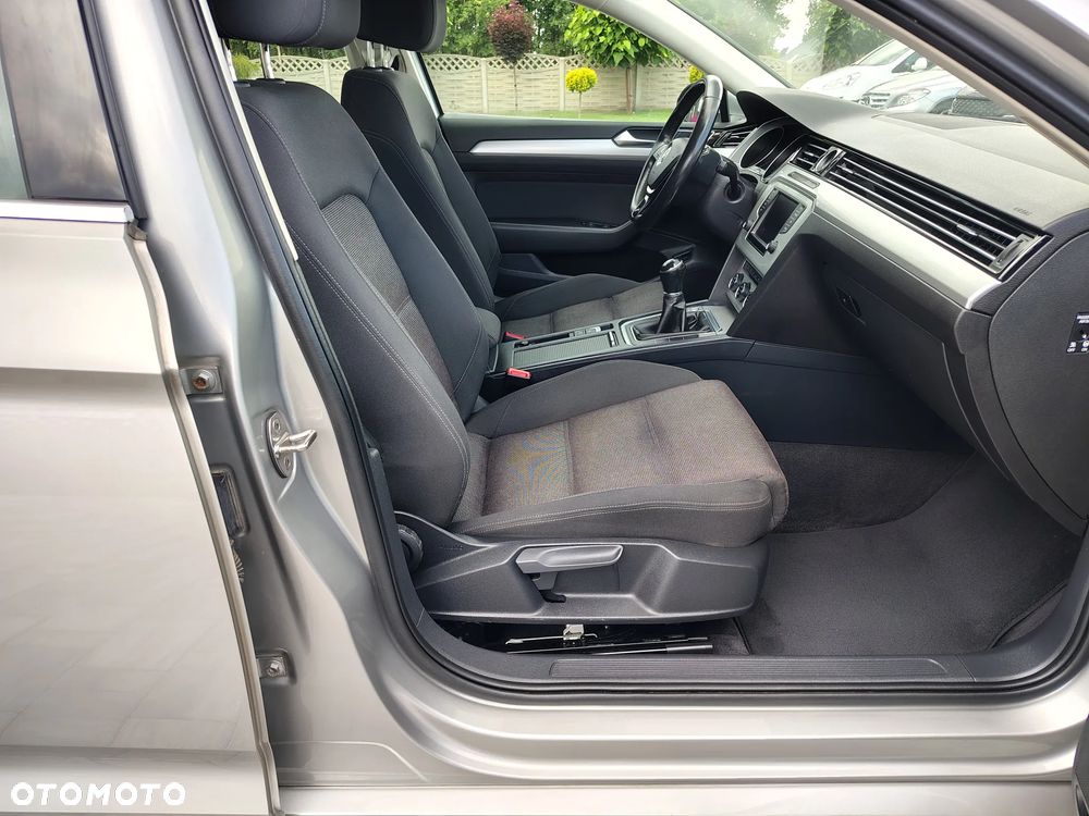Volkswagen Passat 2.0 TDI BMT Highline - 19