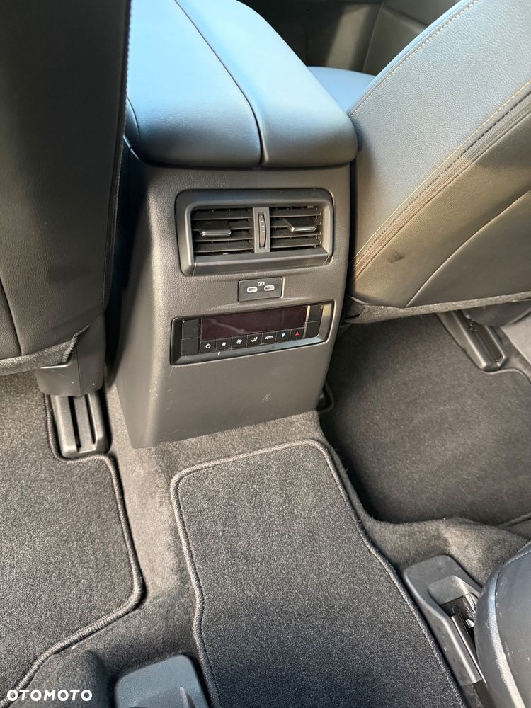 Mazda CX-90 - 17