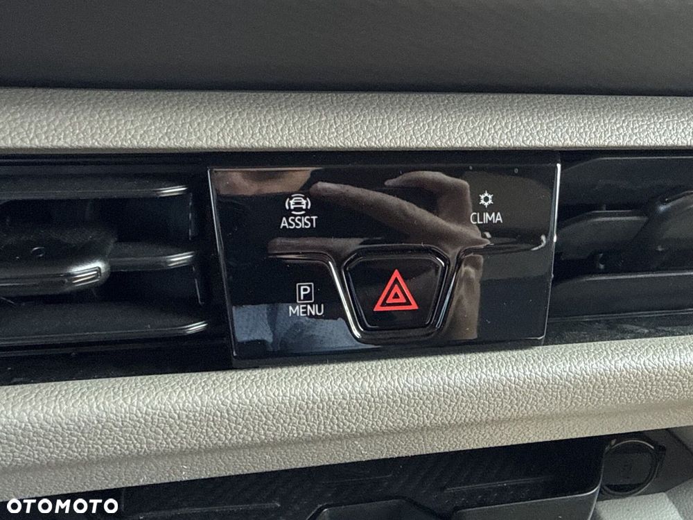 Volkswagen Multivan 2.0 TDI L1 Family DSG - 26