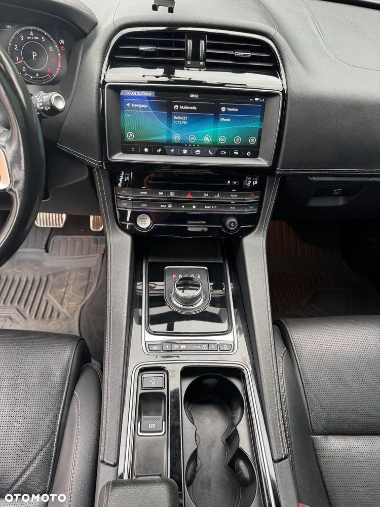 Jaguar F-Pace 2.0 i4P AWD R-Sport - 19