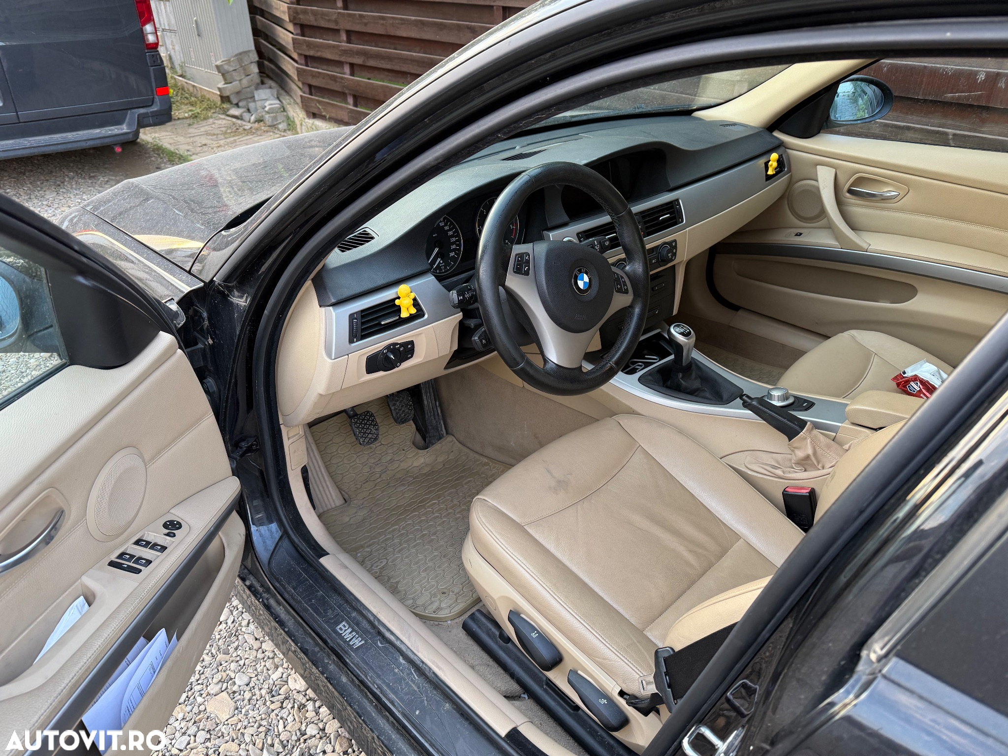 BMW Seria 3 320d DPF Touring Blue Performance Edition Fleet Exclusive - 6