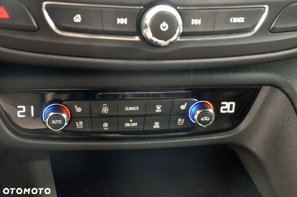 Opel Insignia - 21