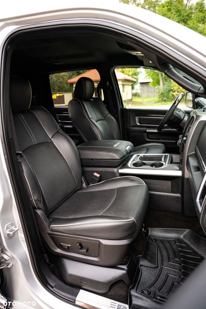 Dodge RAM 5.7 4x4 - 35