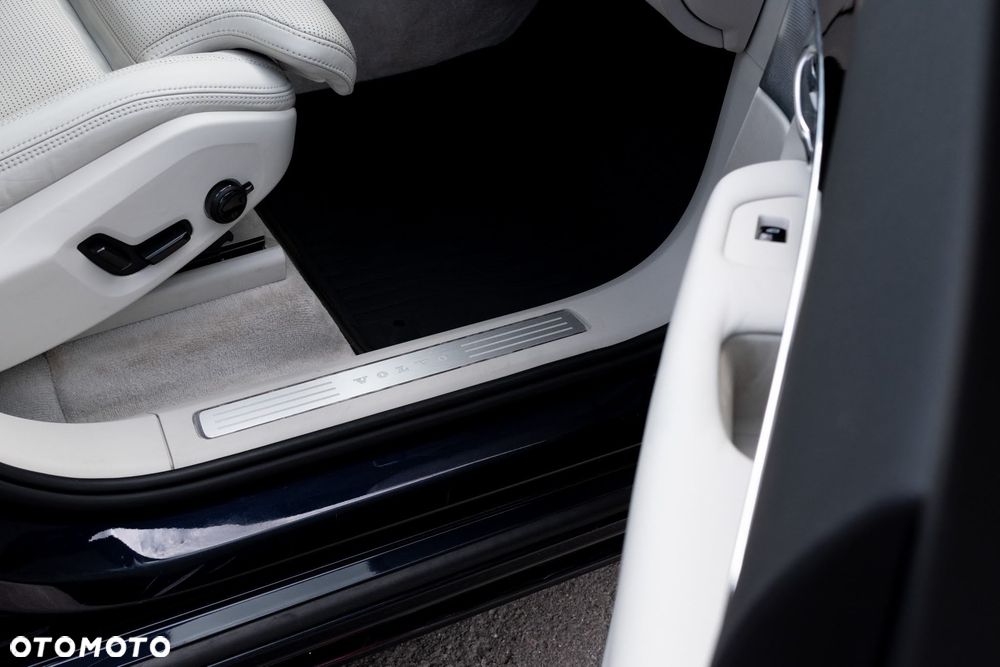 Volvo XC 90 D5 AWD Inscription 7os - 11