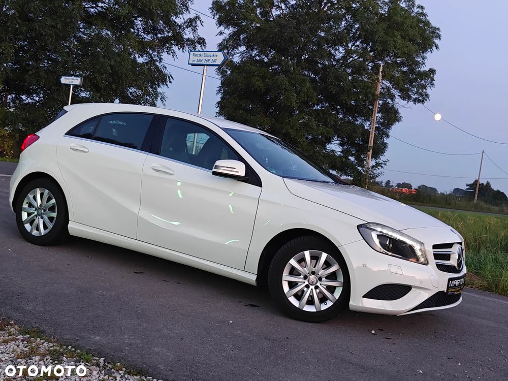 Mercedes-Benz Klasa A 180 7G-DCT 2Style - 15