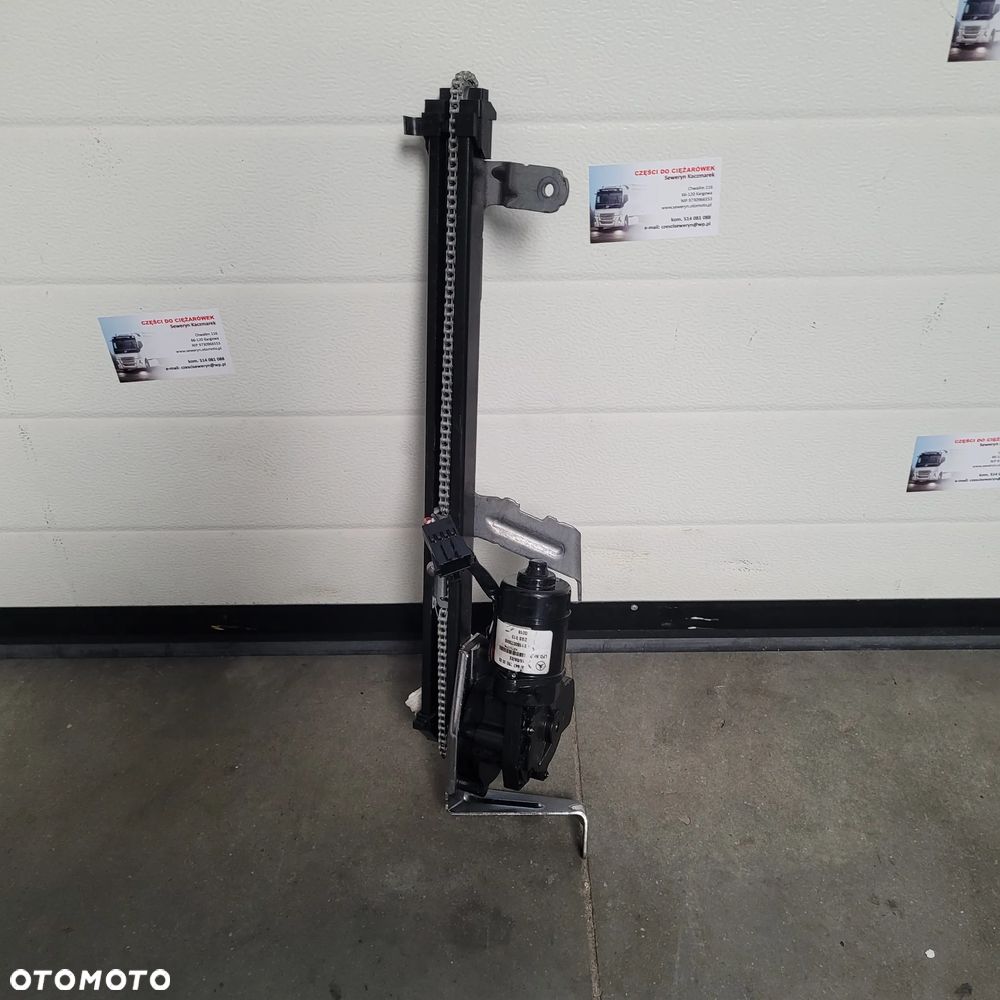 MECHANIZM PODNOSZENIA KLAPY V KLASA A4477600003 CHWALIM116 - 1