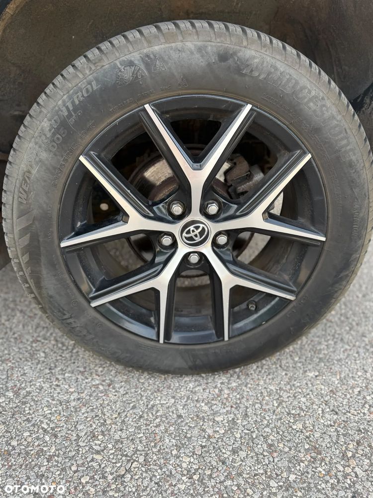 Toyota RAV4 - 7