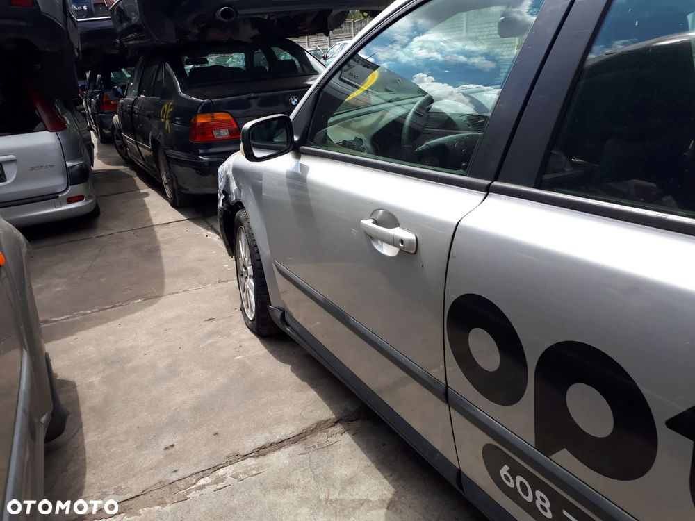 VOLVO V50 04-07 1.6 D ZDERZAK TYŁ TYLNY 426-26 - 17