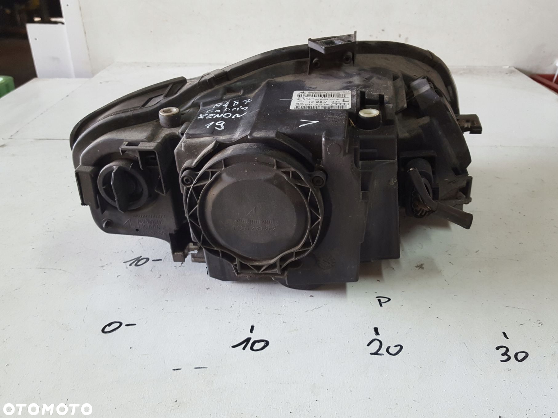 AUDI A4 B7 04-07r LAMPA BI-XENON LEWA PRZÓD ANGLIK - 4