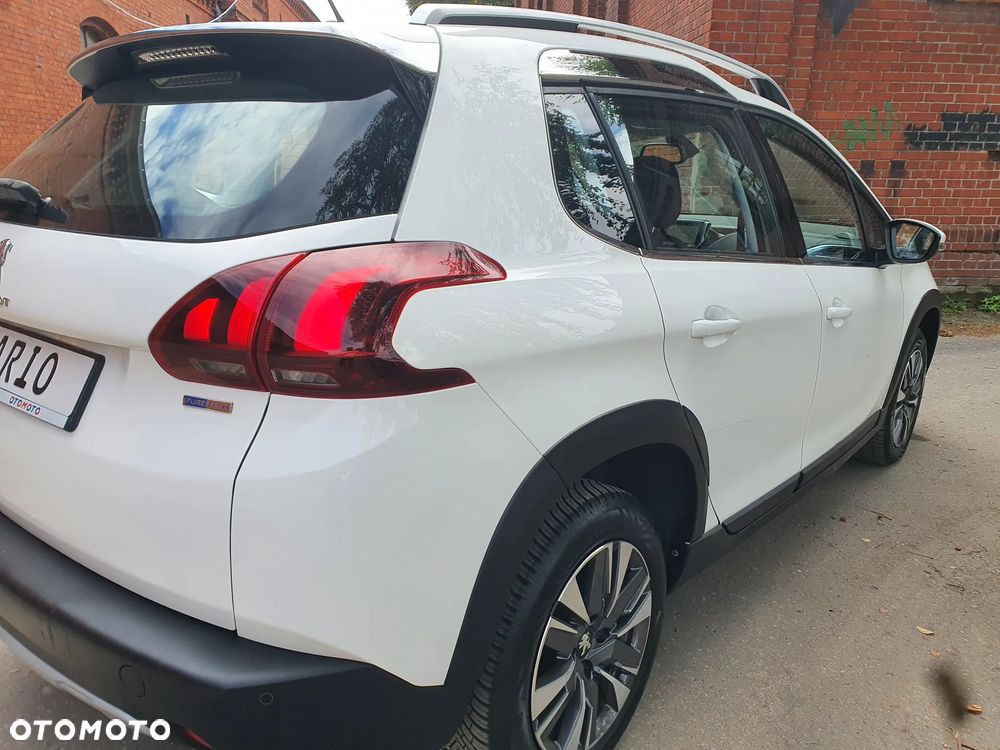 Peugeot 2008 PureTech 110 Stop&Start EAT6 Allure - 5