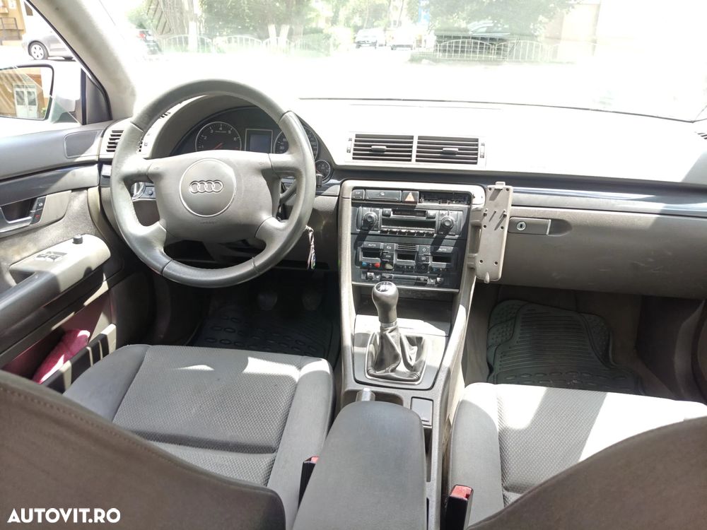 Audi A4 Limuzina 2.0 - 4
