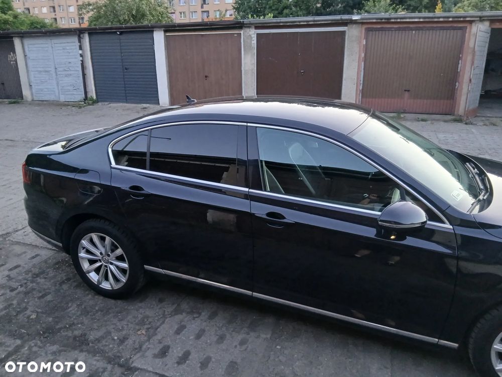 Volkswagen Passat 1.4 TSI BMT ACT Trendline - 12