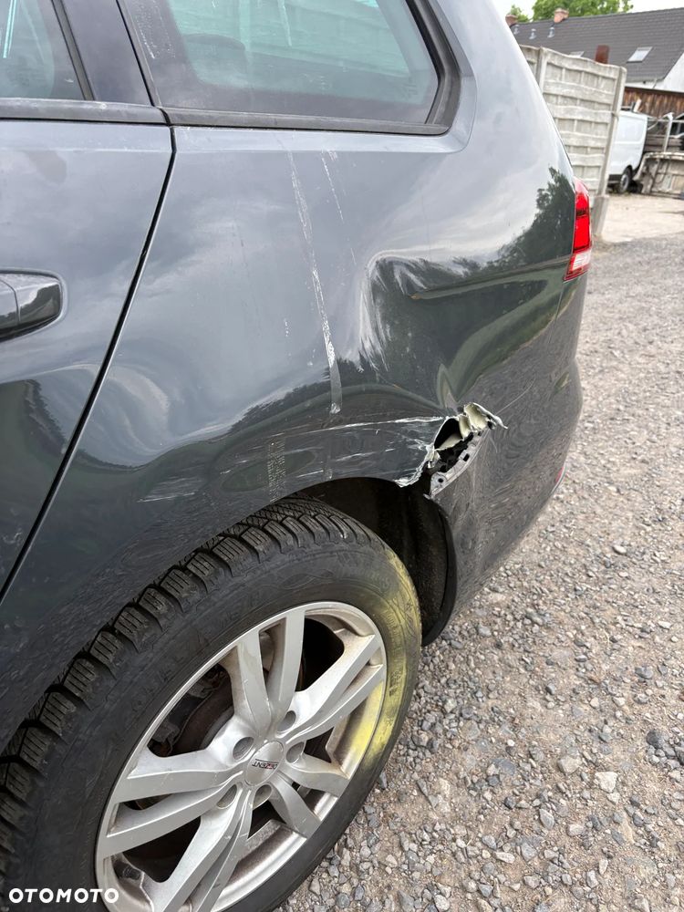 Volkswagen Golf 1.6 TDI Sound - 15