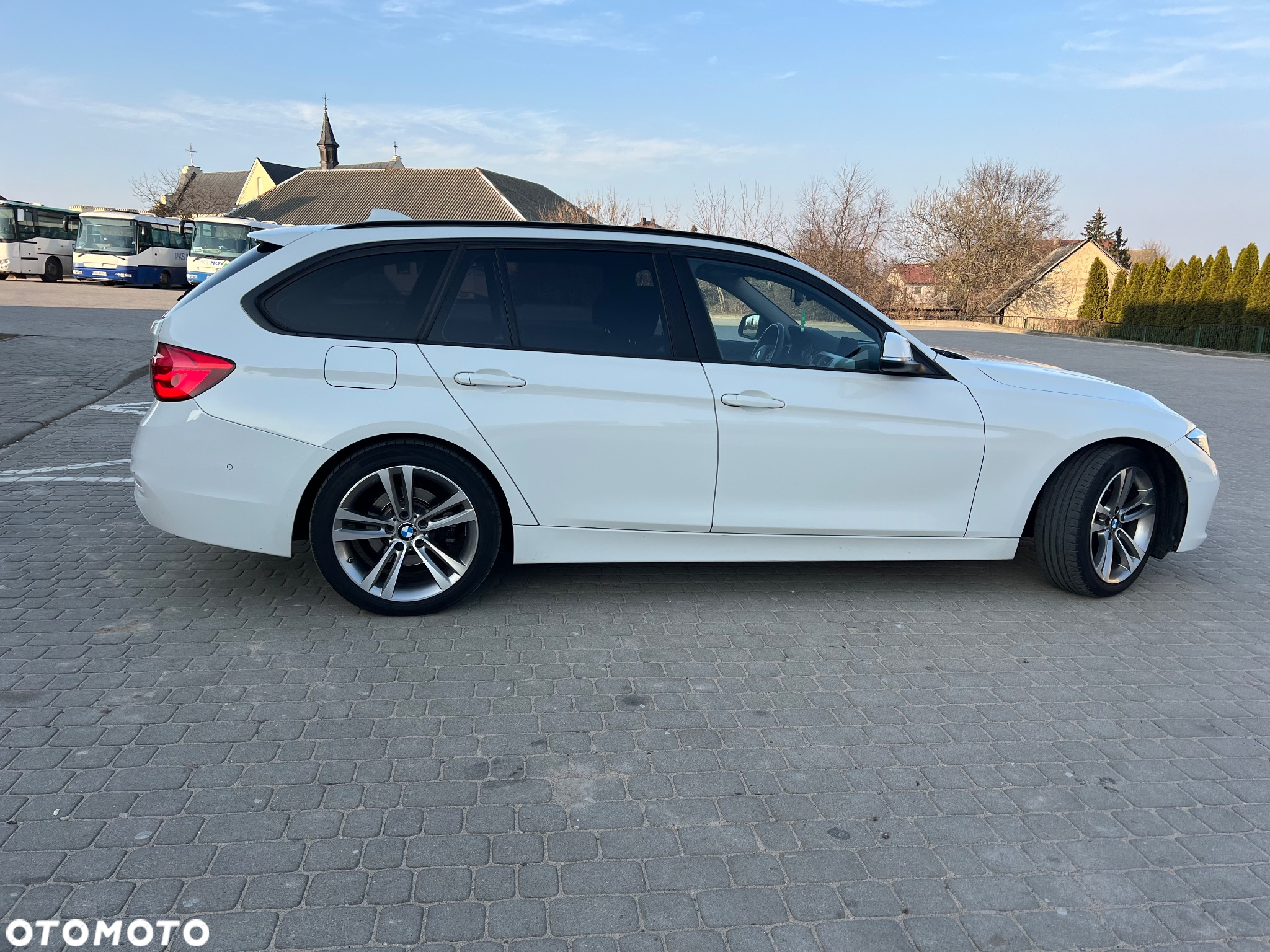BMW Seria 3 320d xDrive Sport Line - 5