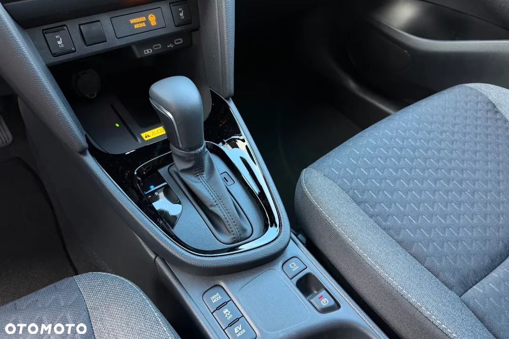 Toyota Yaris Cross Hybrid 1.5 Style - 24