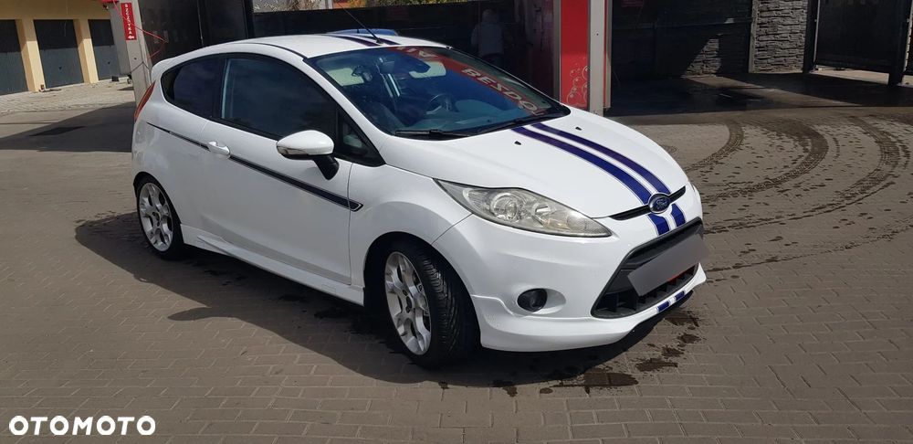 Ford Fiesta 1.6 Ti-VCT Sport S - 2