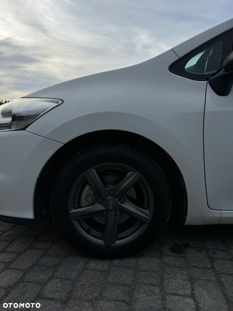 Toyota Auris 1.4 D-4D 2010 - 8