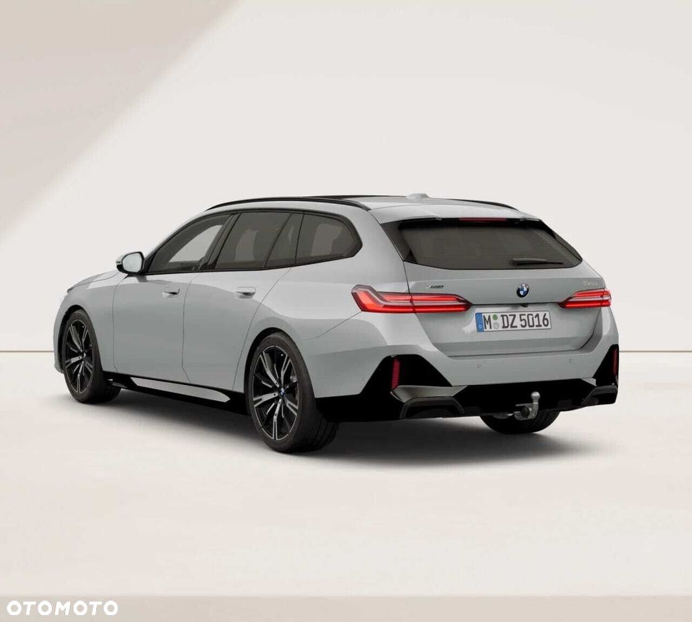 BMW Seria 5 520d xDrive mHEV M Sport - 4