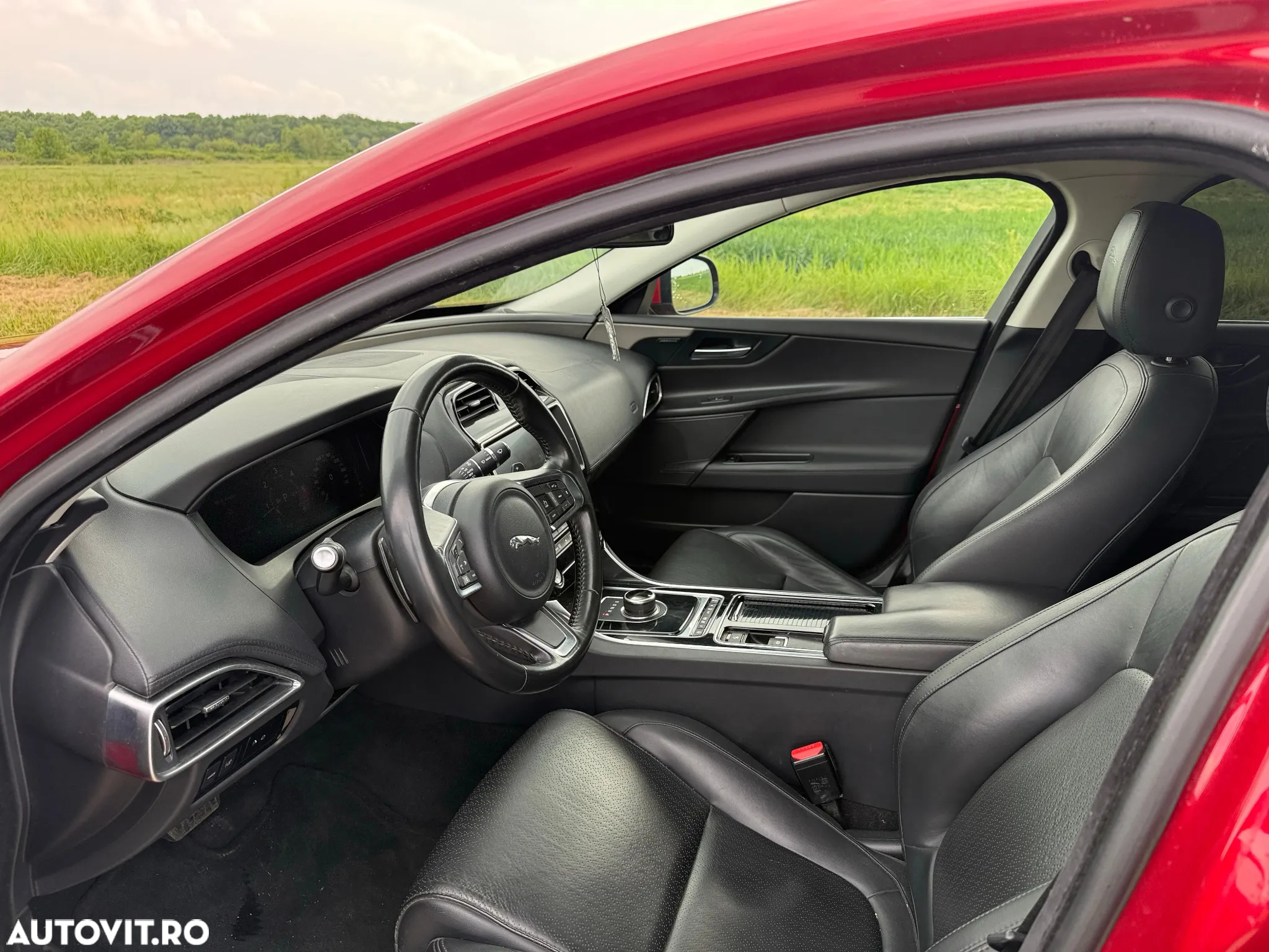 Jaguar XE 25d AWD Aut. Portfolio - 7