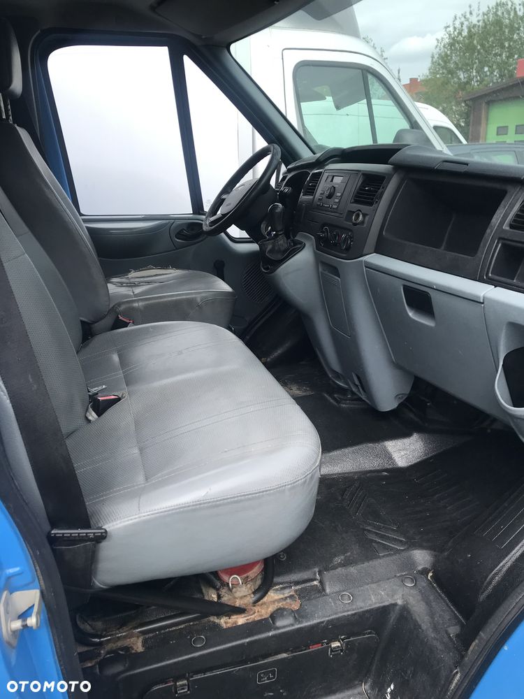 Ford Transit - 7