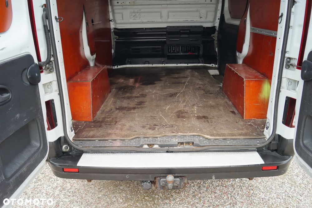 Renault Trafic - 18