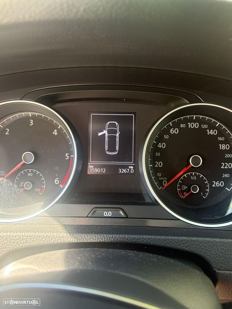 VW Golf Variant 1.6 TDi Confortline DSG - 2