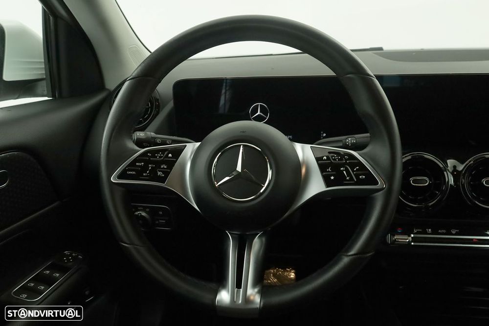 Mercedes-Benz gla-250 e - 16