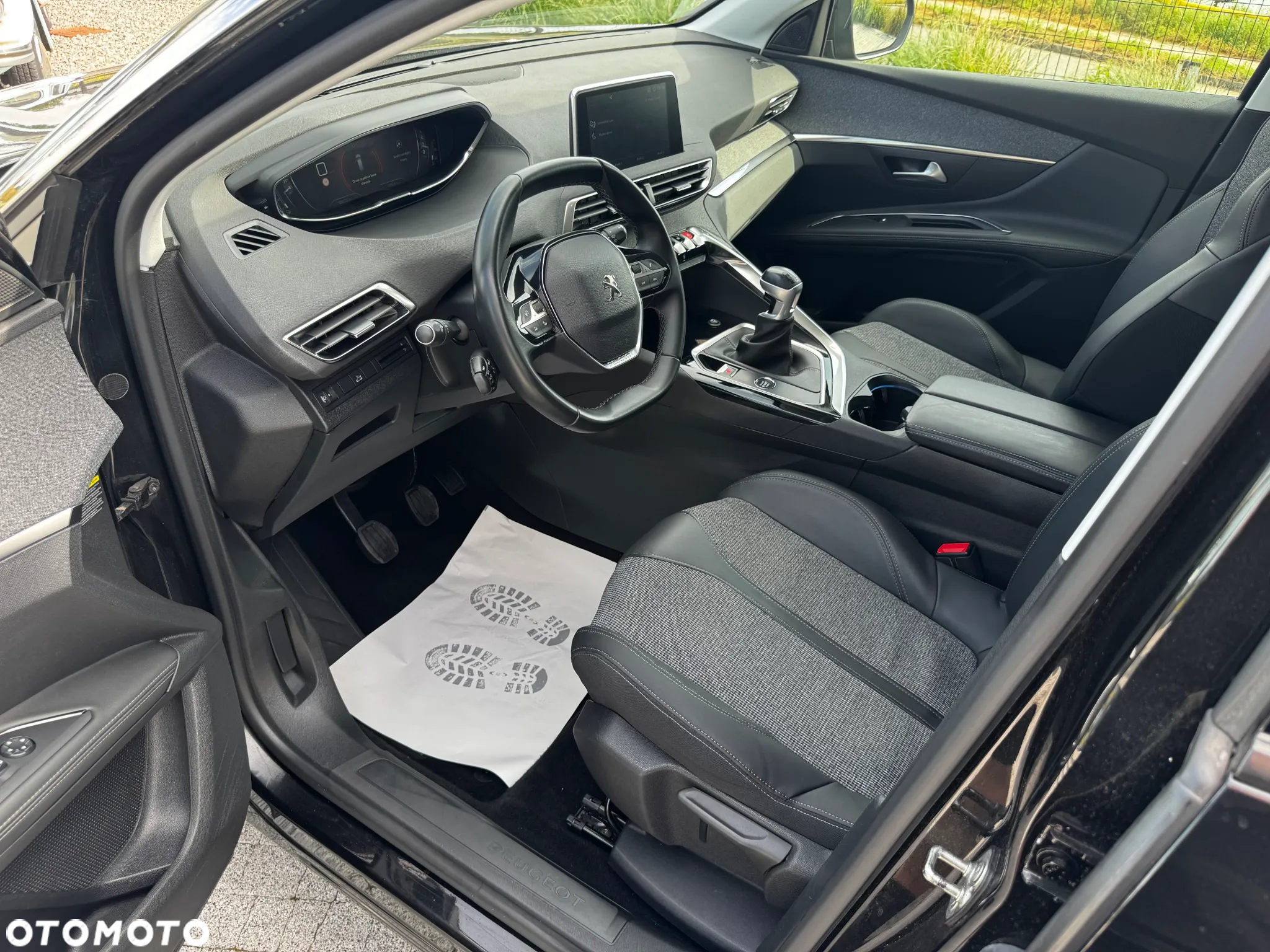 Peugeot 5008 - 14