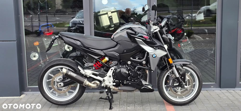 BMW F - 2