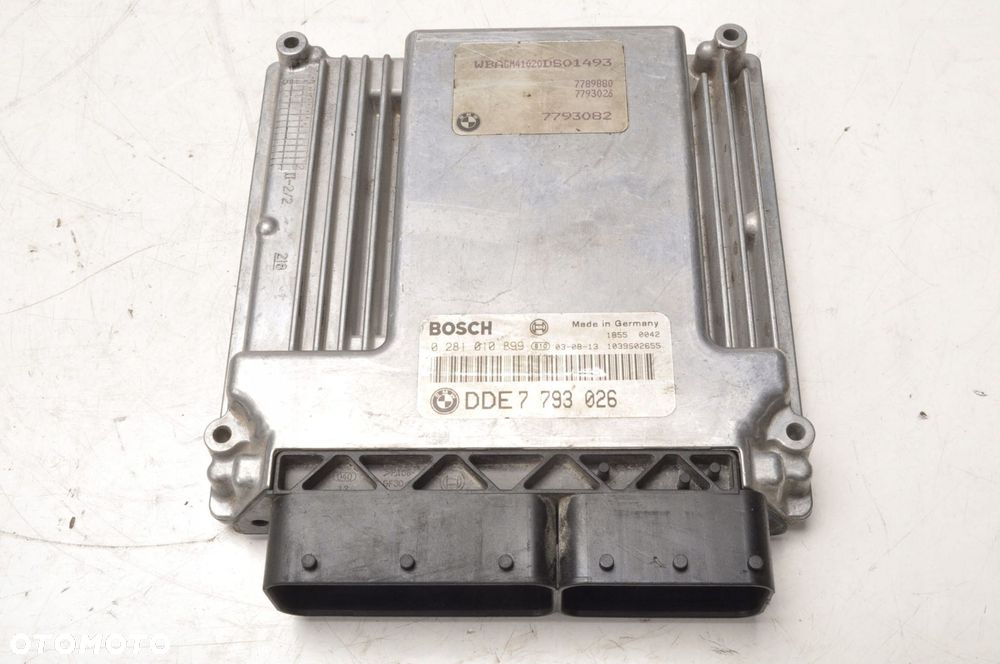 BMW E65 740D STEROWNIK SILNIKA 7793026 0281010899 - 1