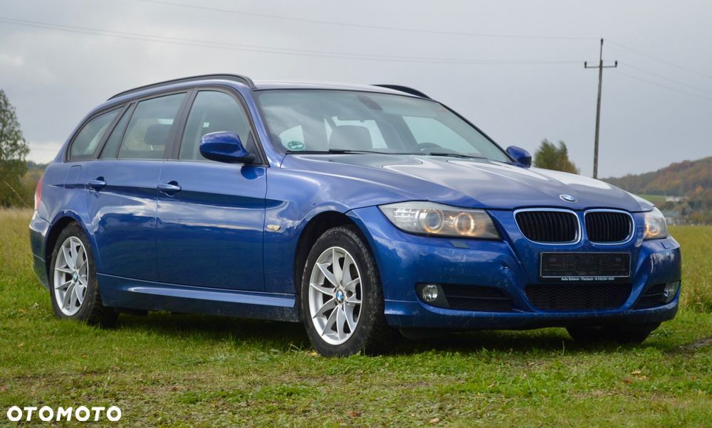 BMW Seria 3 320d DPF Touring - 1