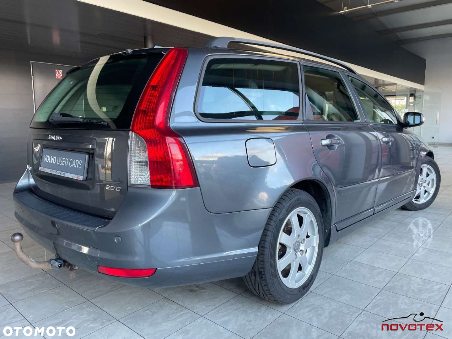 Volvo V50 - 3