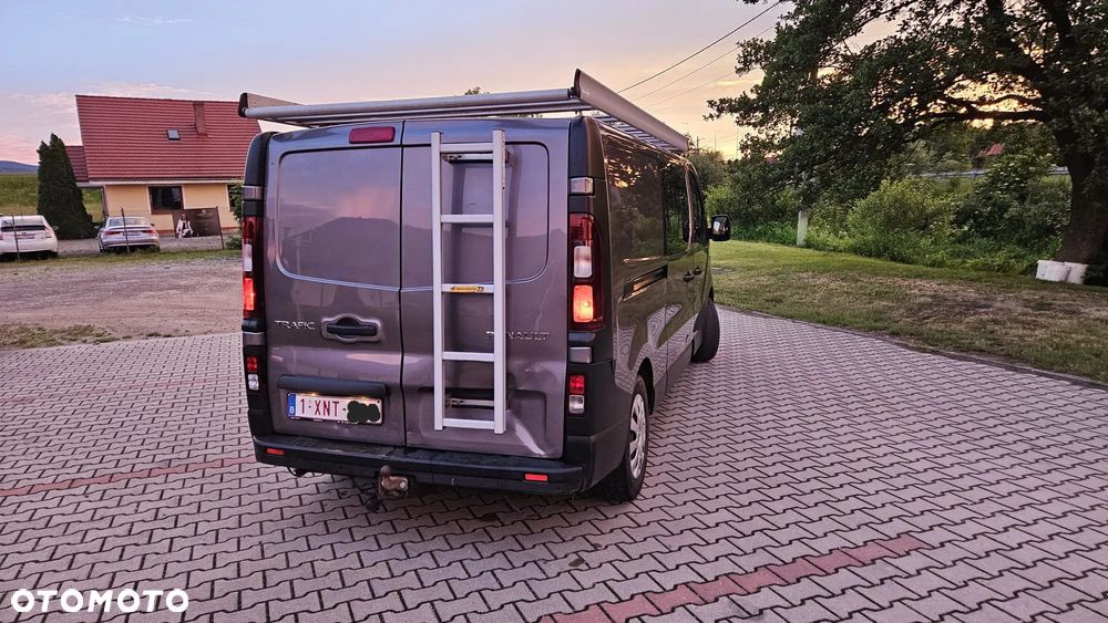 Renault Trafic Grand 2.0 dCi EDC - 7
