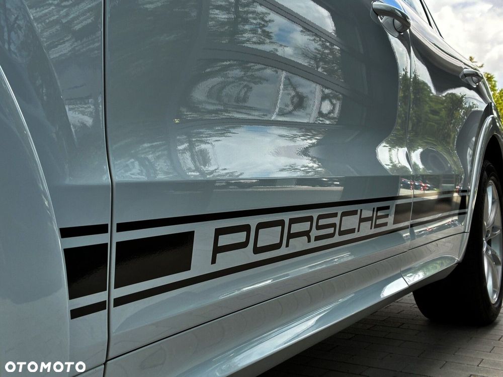 Porsche Cayenne - 14