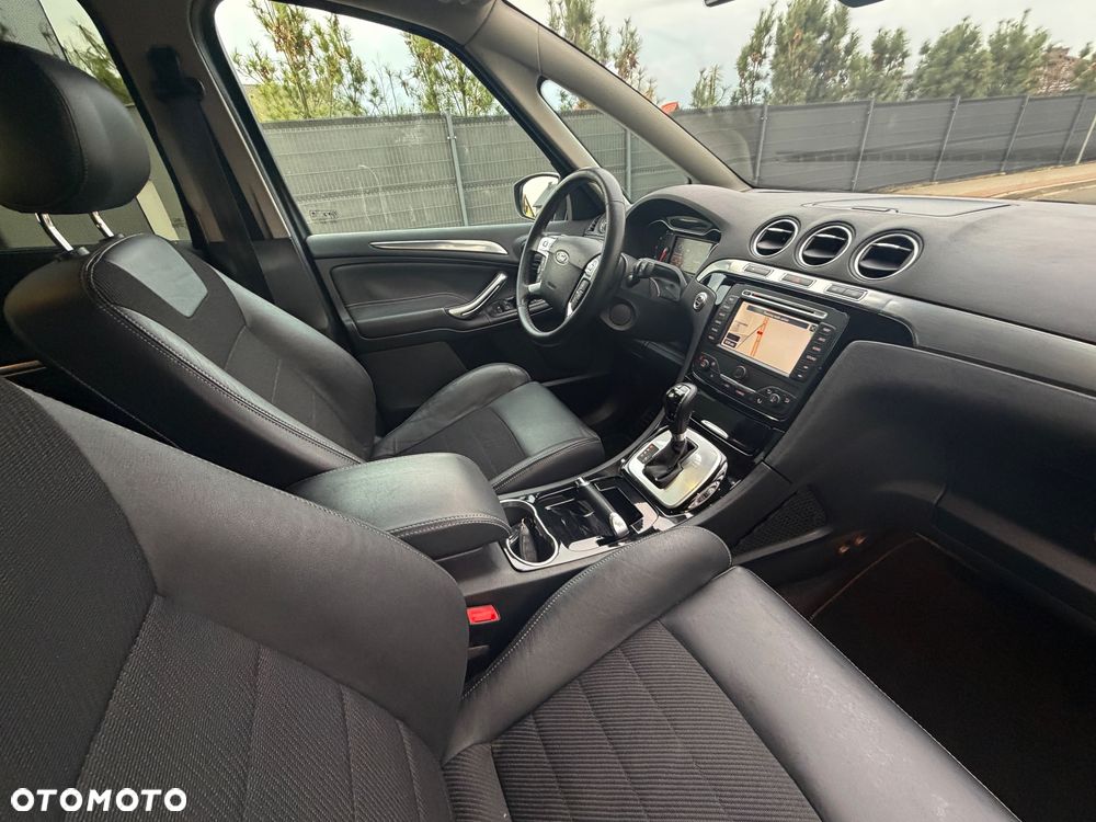 Ford S-Max 2.0 TDCi DPF Titanium - 11