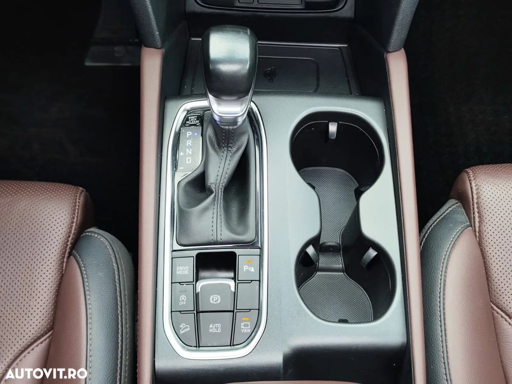 Hyundai Santa Fe 2.2 CRDi 4WD 8AT Luxury - 24