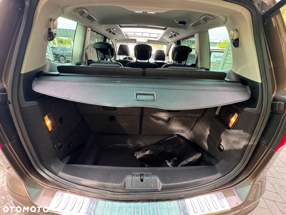 Volkswagen Sharan - 30