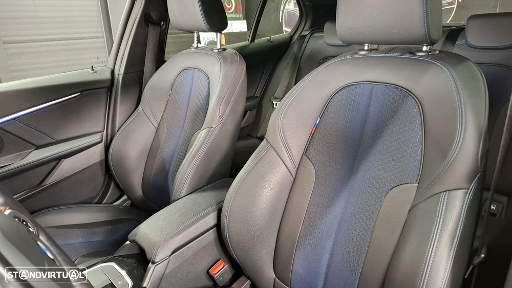 BMW 116 d Pack Desportivo M Auto - 10