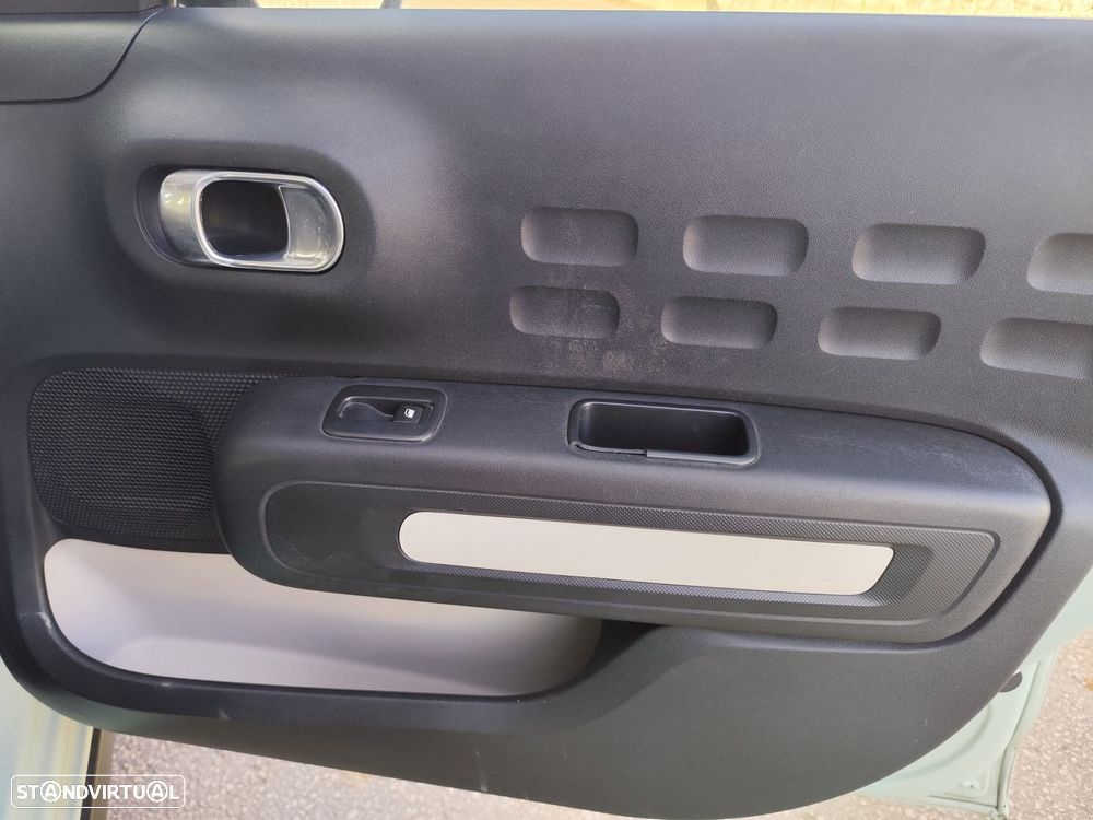 Citroën C3 1.2 PureTech Feel - 26