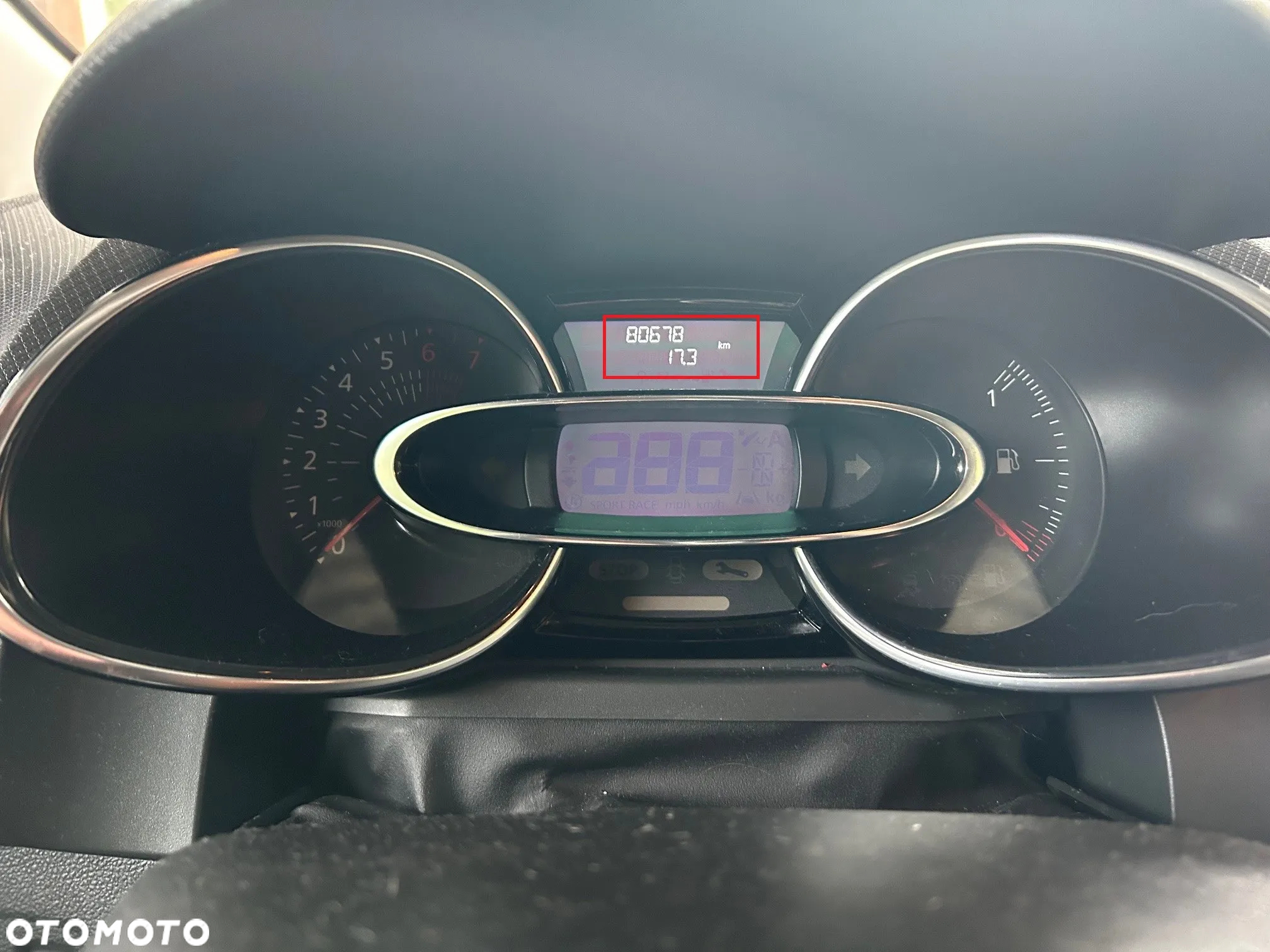 Renault Clio 1.2 Enegry TCe Limited EDC - 10