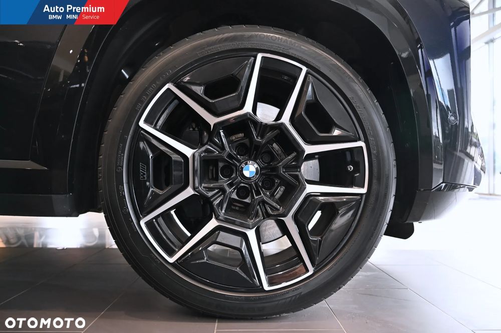 BMW XM - 31