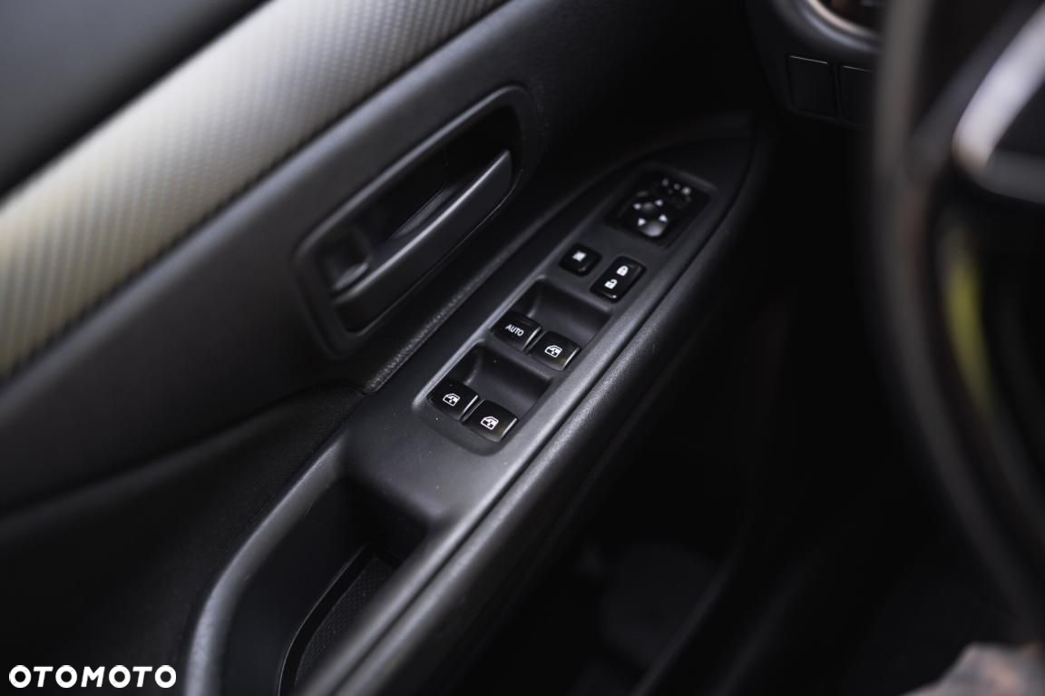 Mitsubishi Outlander - 18