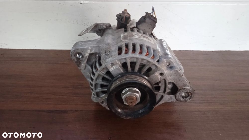 Alternator Toyota Yaris Verso 1.3 VVTI 102211-6210 - 3