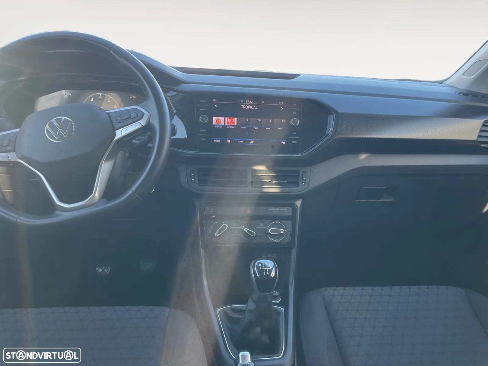 VW T-Cross 1.0 TSI Life - 11