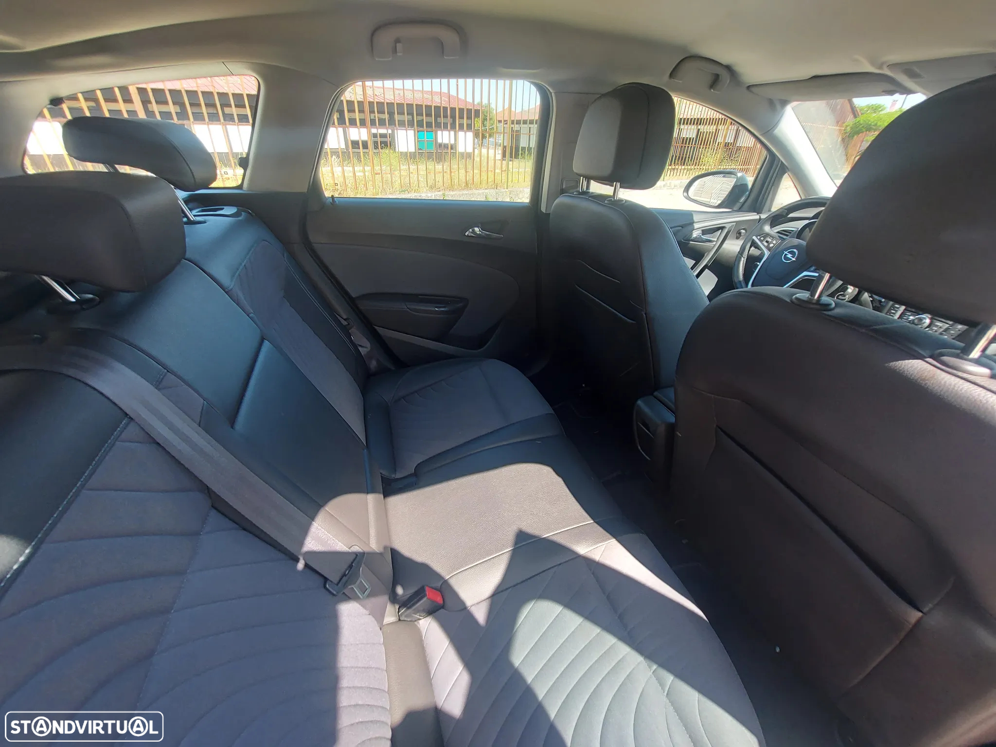 Opel Astra Sports Tourer 1.6 CDTi Cosmo S/S - 10